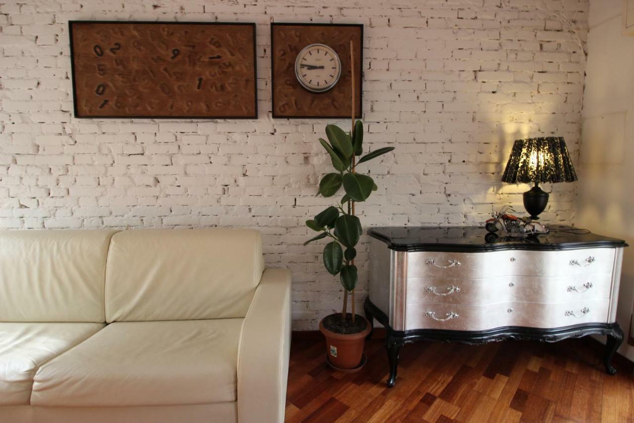 Casa-Mia Apartment เมสเตร ภายนอก รูปภาพ