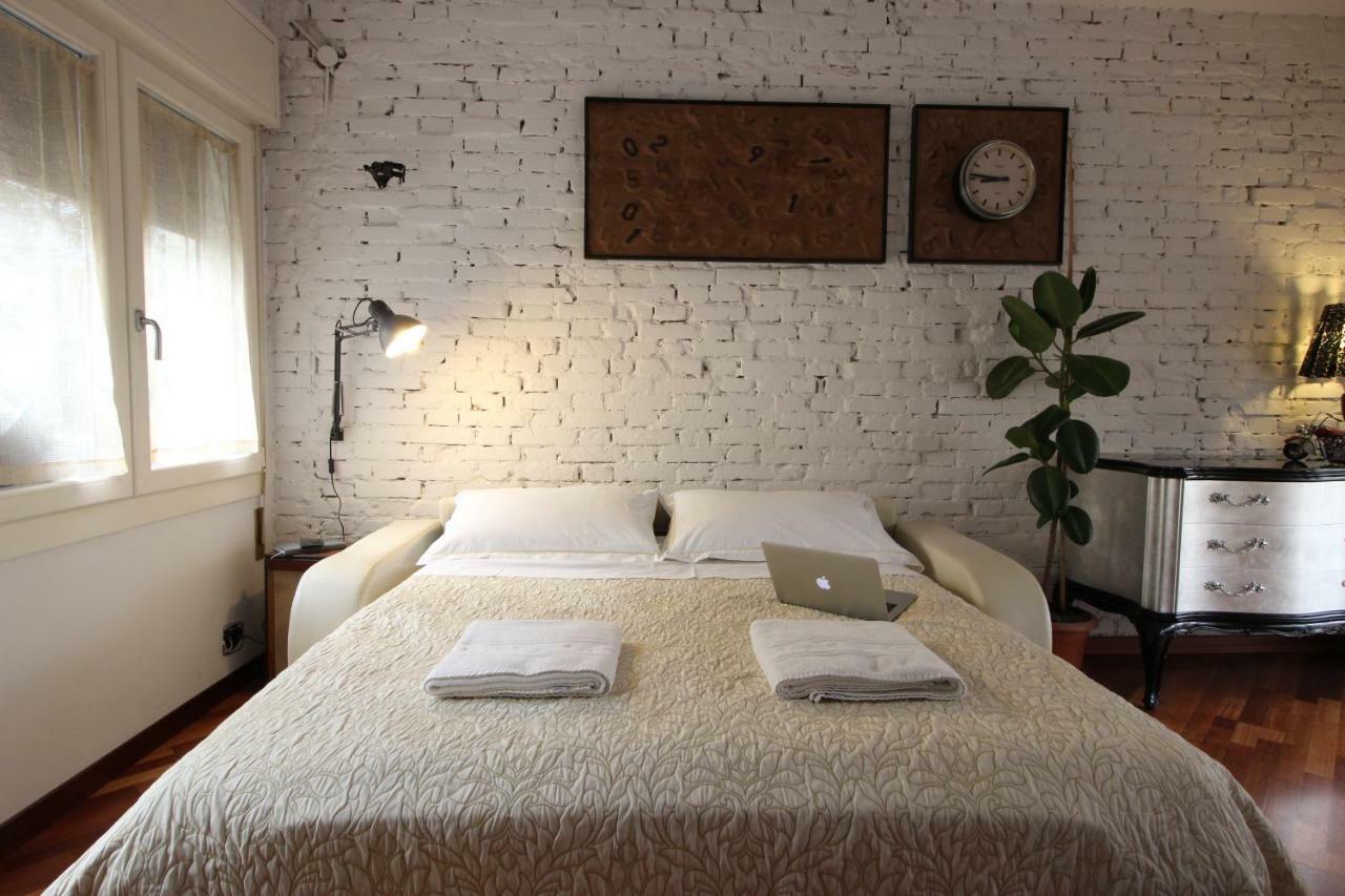 Casa-Mia Apartment เมสเตร ภายนอก รูปภาพ